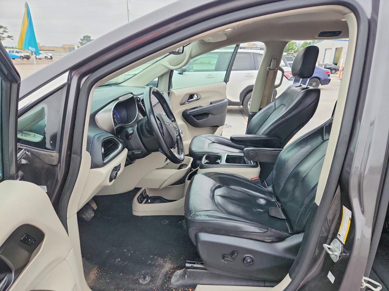 2021 CHRYSLER PACIFICA