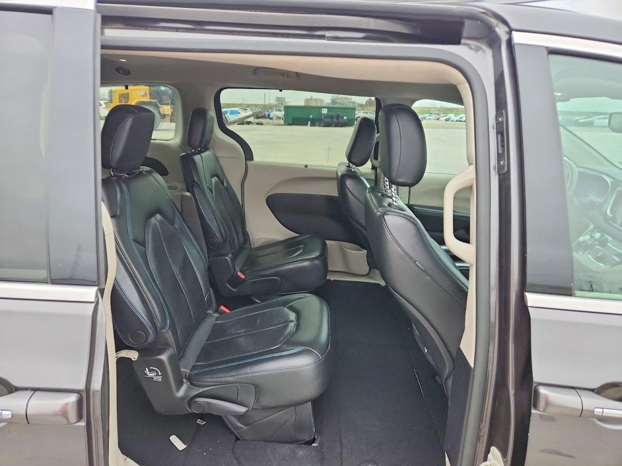 2021 CHRYSLER PACIFICA