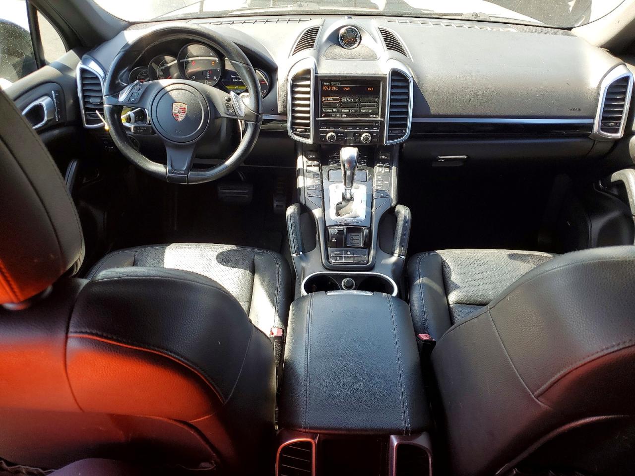 2014 PORSCHE CAYENNE
