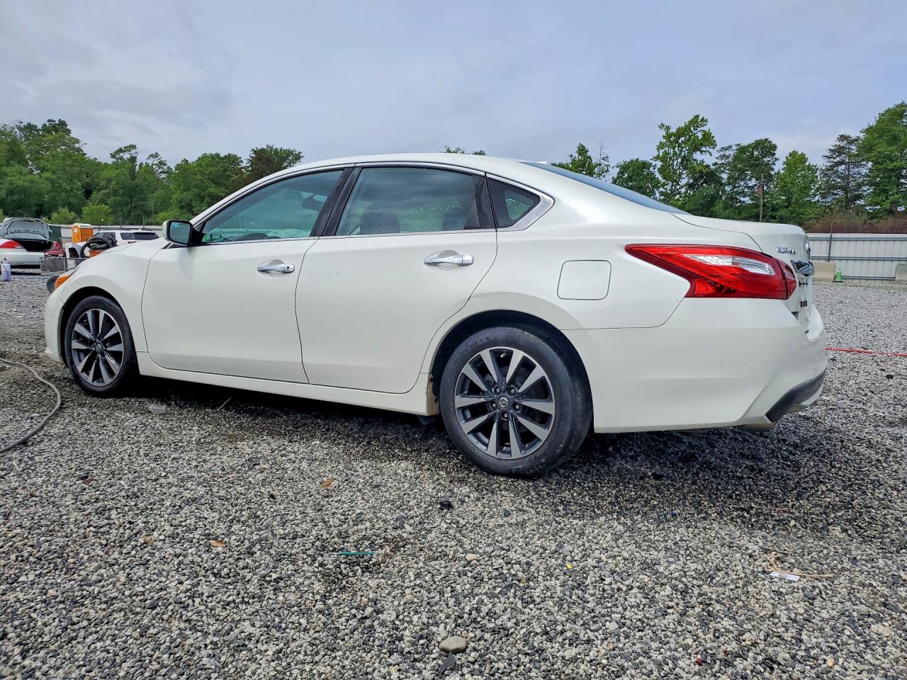 2017 NISSAN ALTIMA