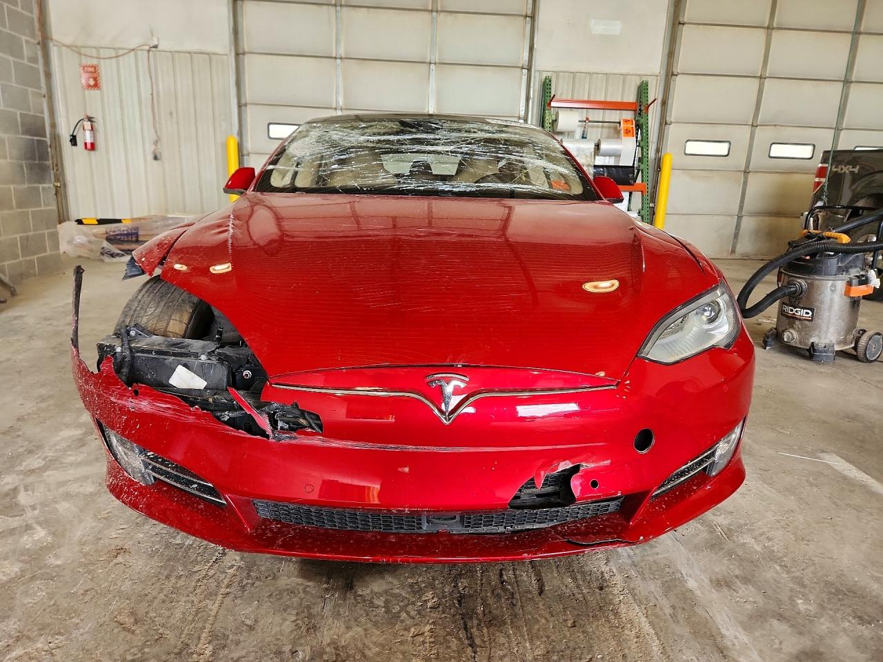 2015 TESLA MODEL S