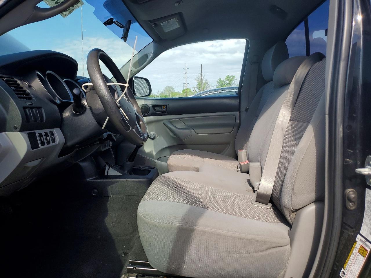 2013 TOYOTA TACOMA