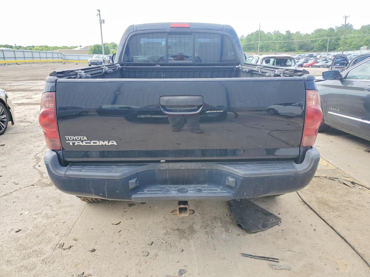 2013 TOYOTA TACOMA