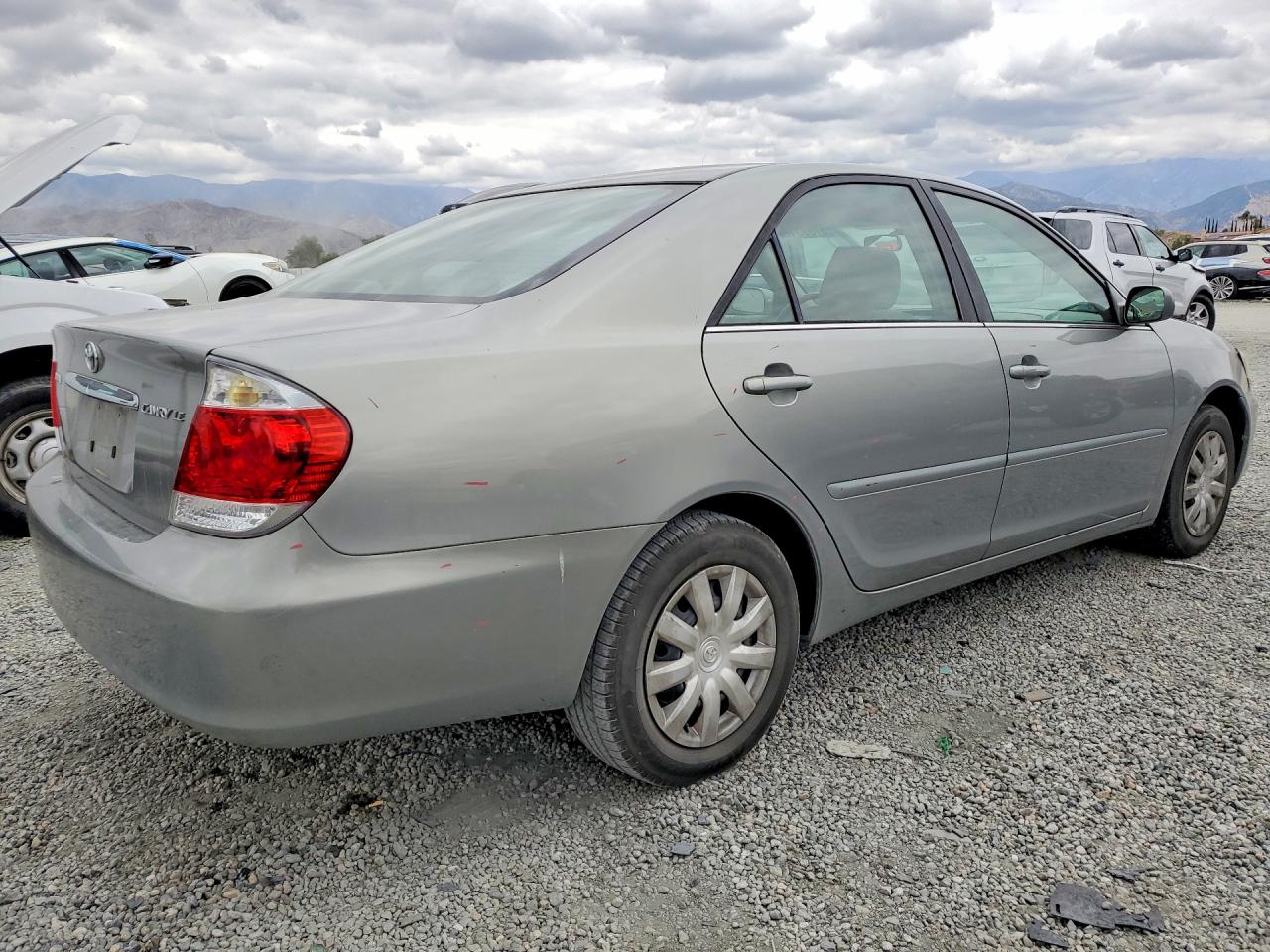 2005 TOYOTA CAMRY