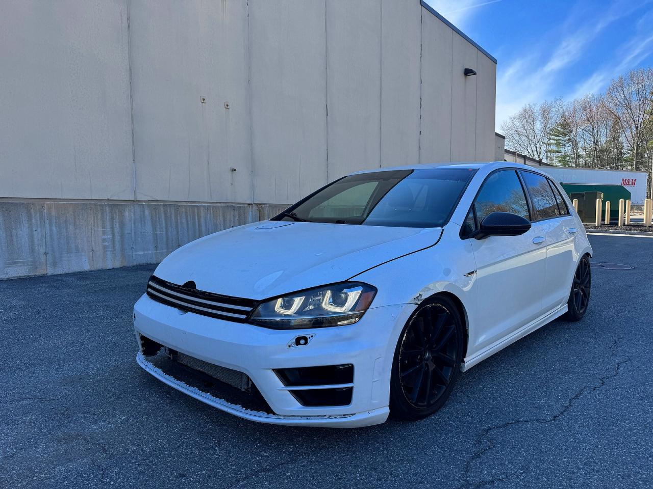 2016 VOLKSWAGEN GOLF