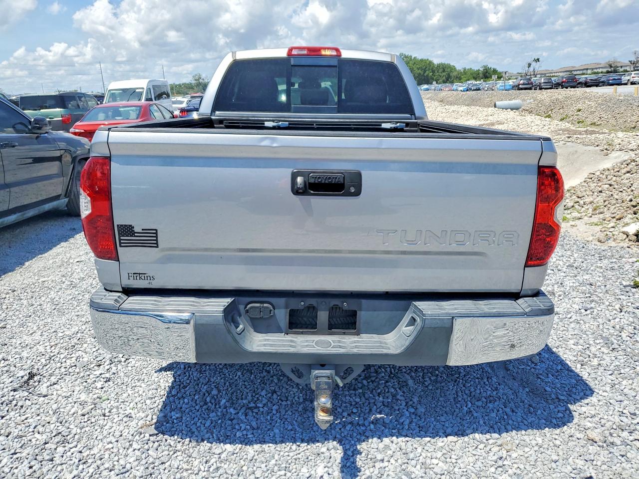 2014 TOYOTA TUNDRA