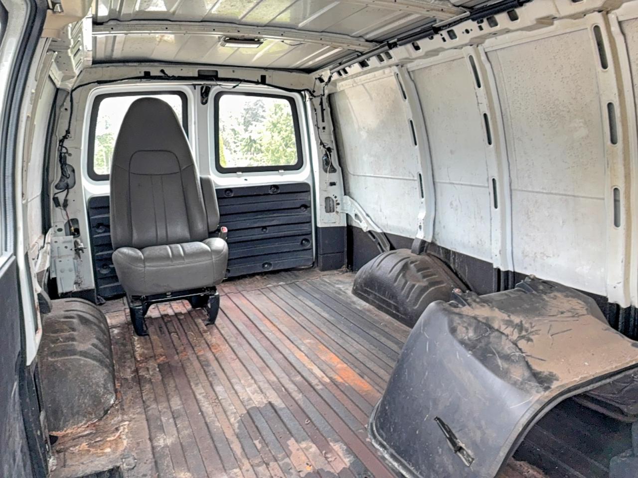 2012 CHEVROLET EXPRESS