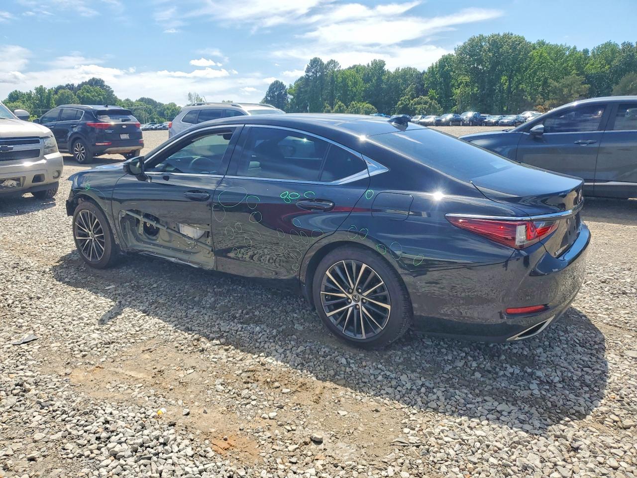 2023 LEXUS ES350