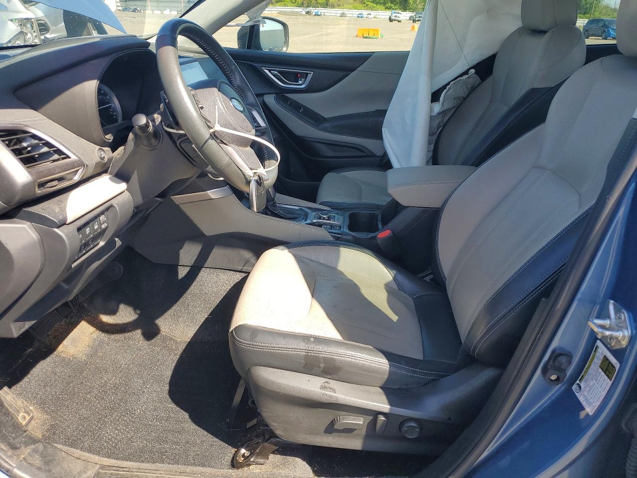 2022 SUBARU FORESTER