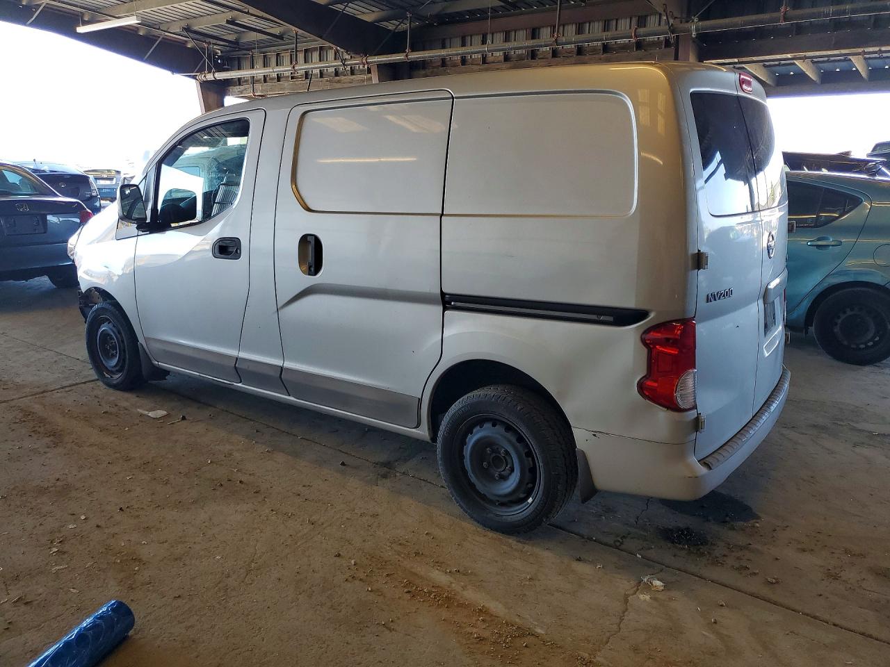 2015 NISSAN NV