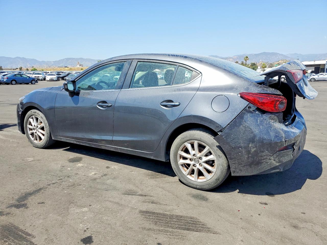 2016 MAZDA 3
