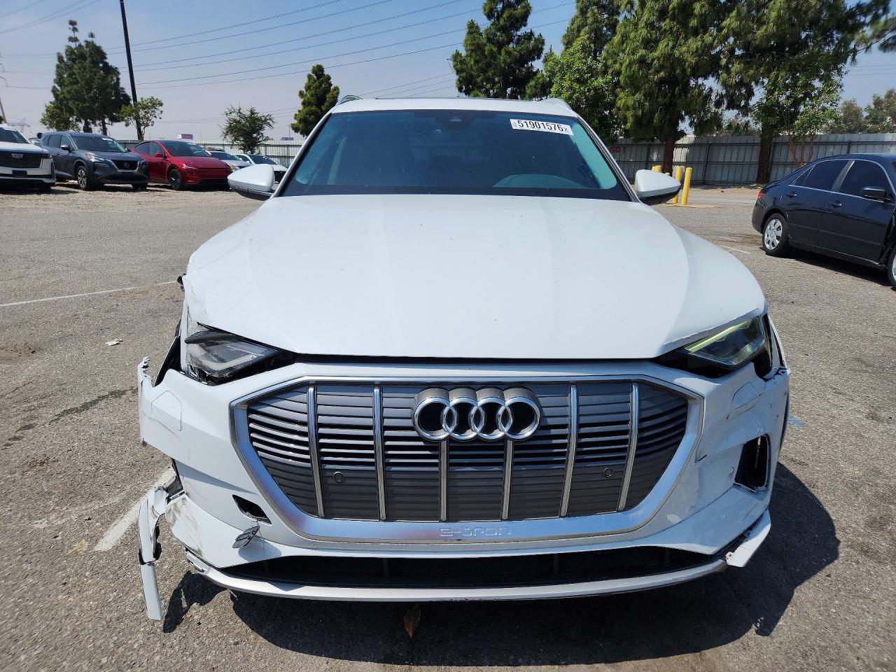 2022 AUDI E-TRON