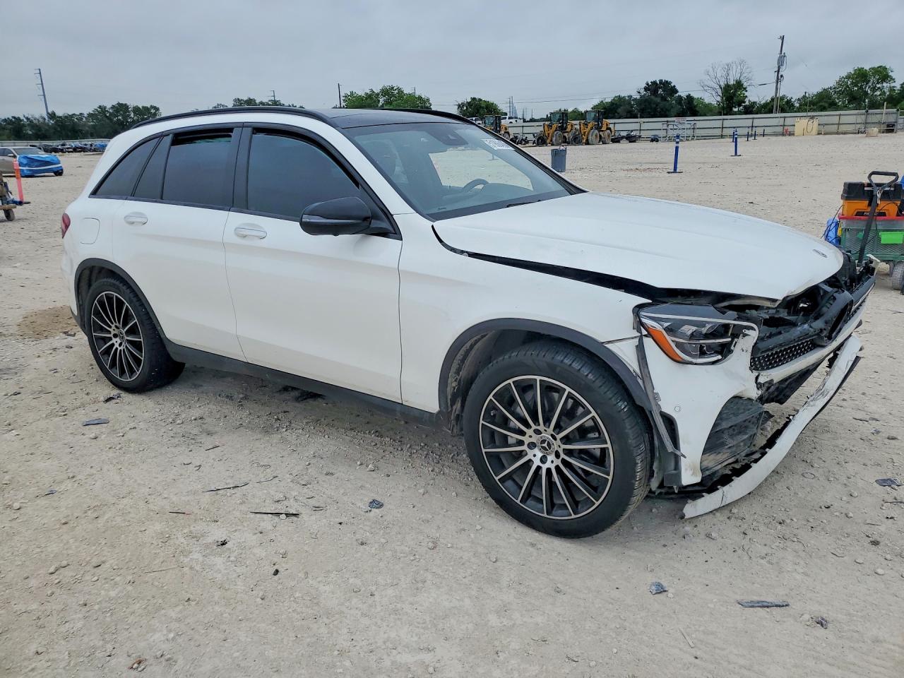 2022 MERCEDES-BENZ GLC-CLASS
