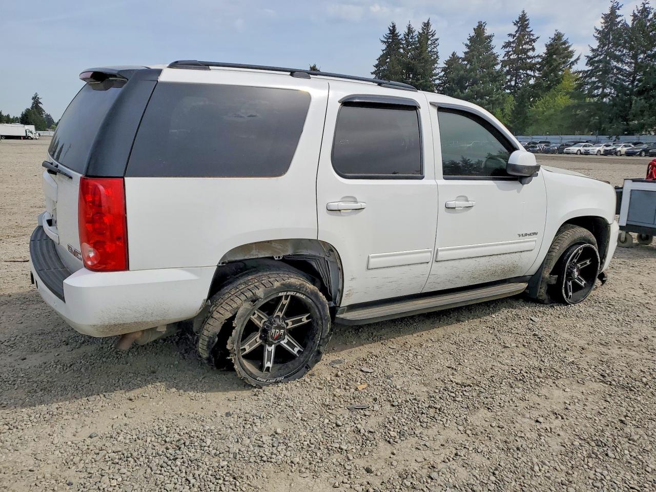 2014 GMC YUKON