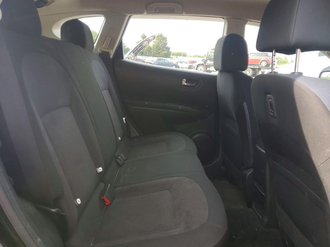 2014 NISSAN ROGUE