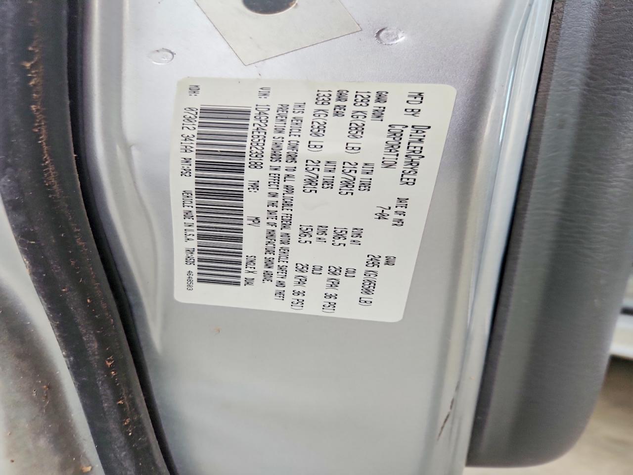 2005 DODGE CARAVAN