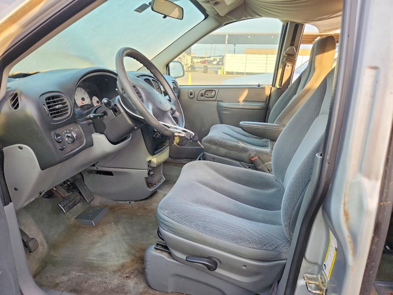 2005 DODGE CARAVAN