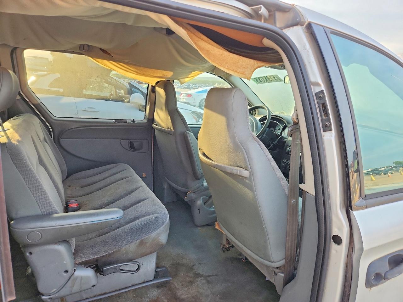 2005 DODGE CARAVAN