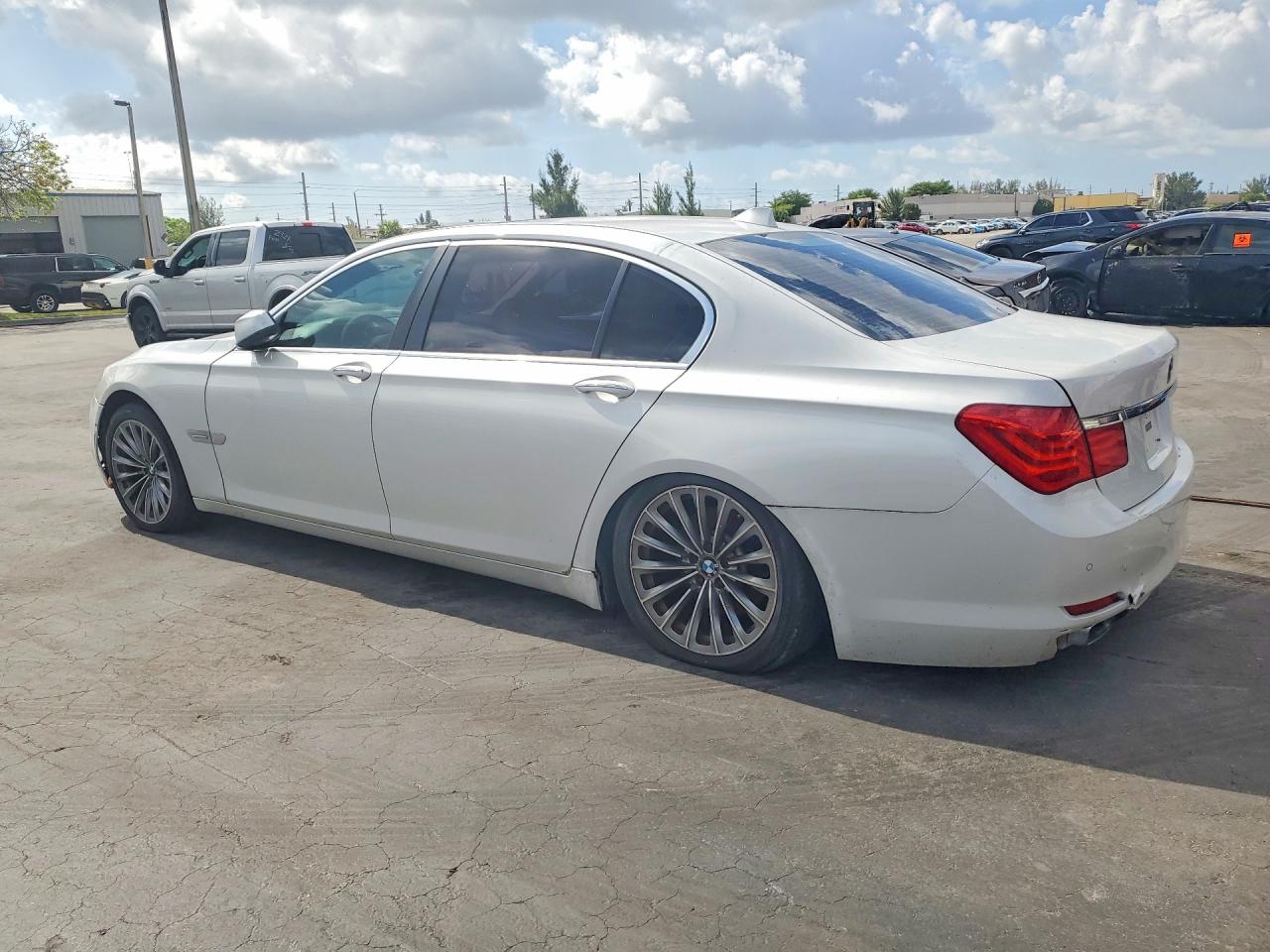 2012 BMW 7 SERIES