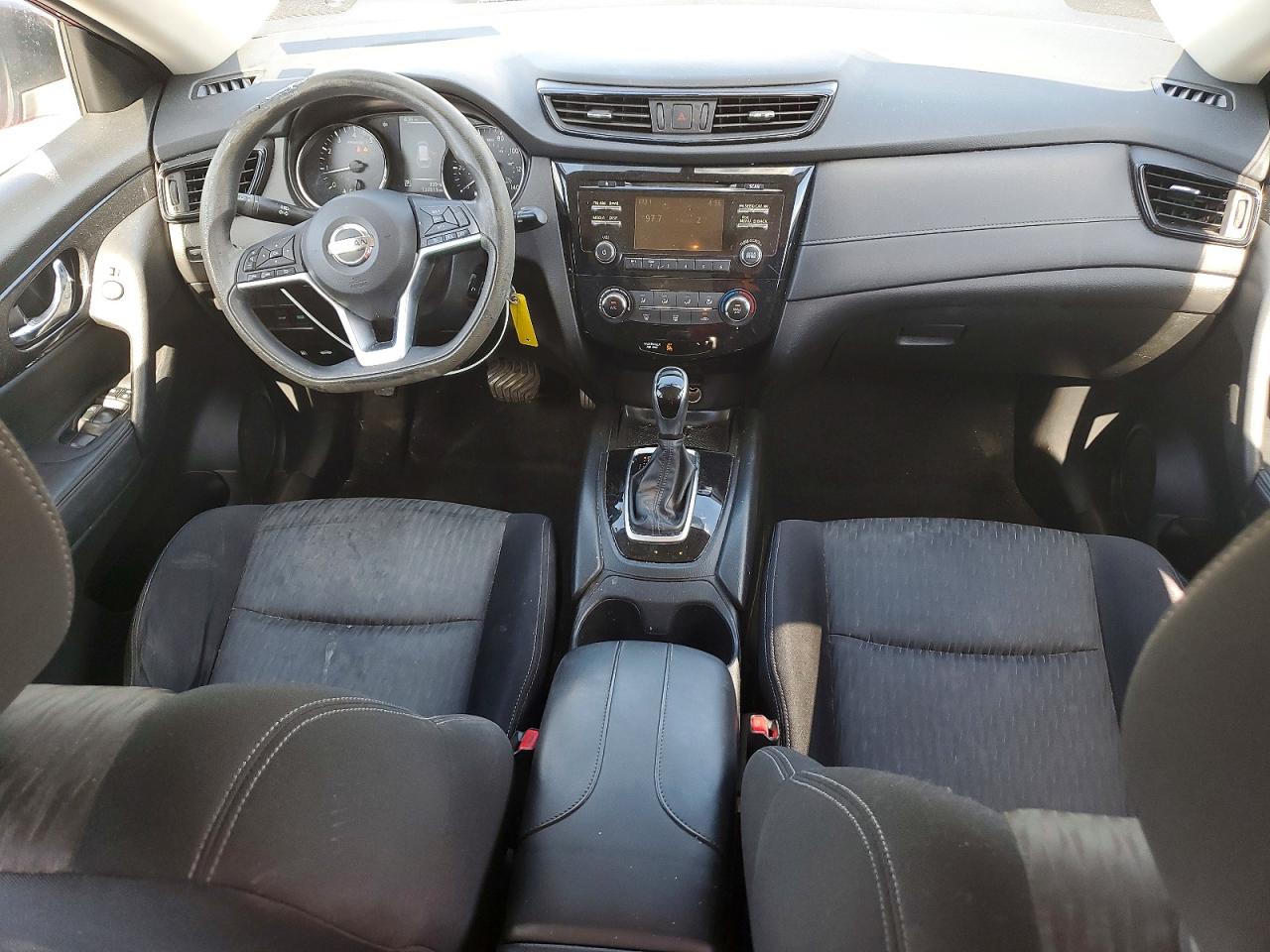 2017 NISSAN ROGUE