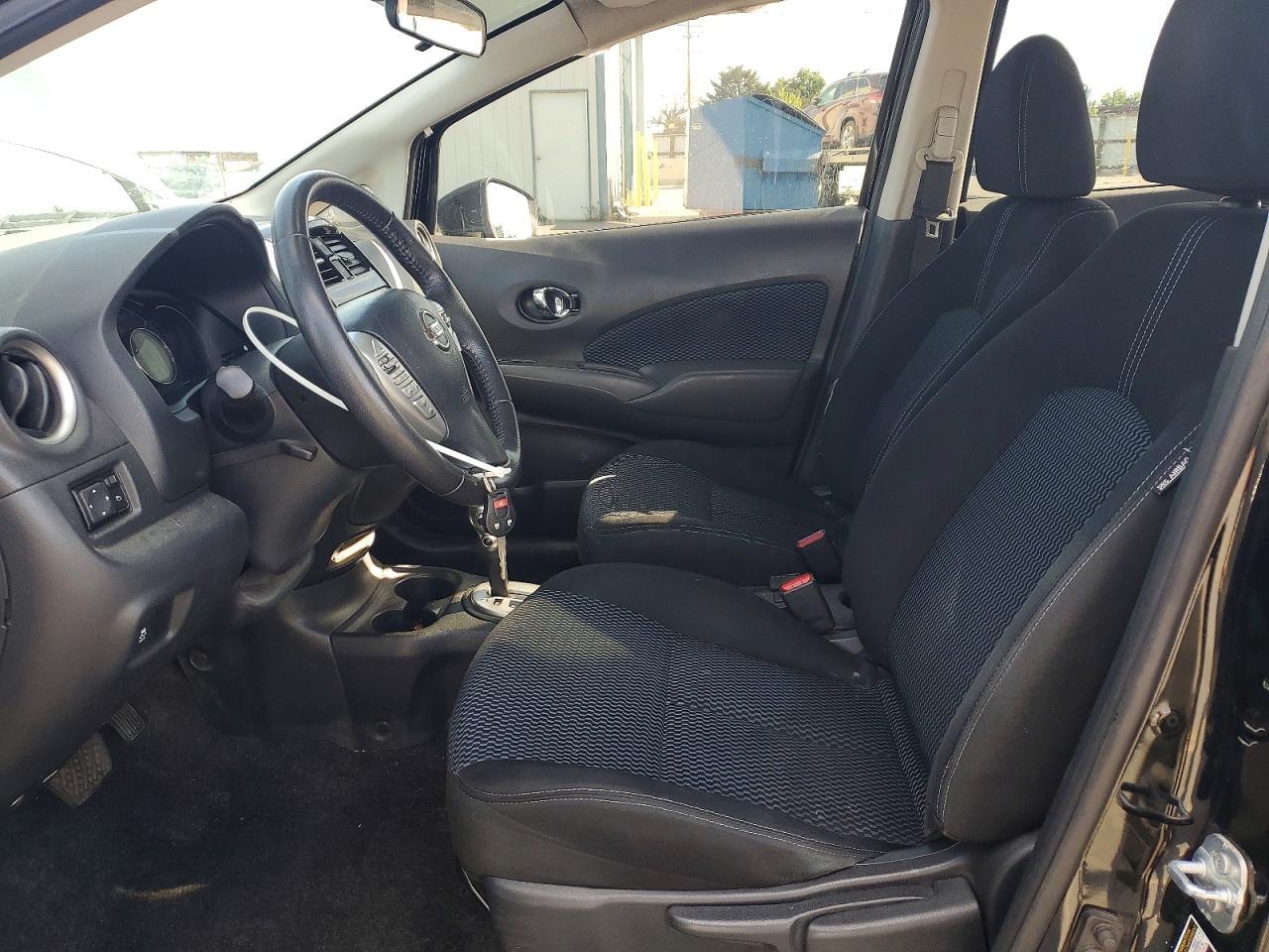 2016 NISSAN VERSA