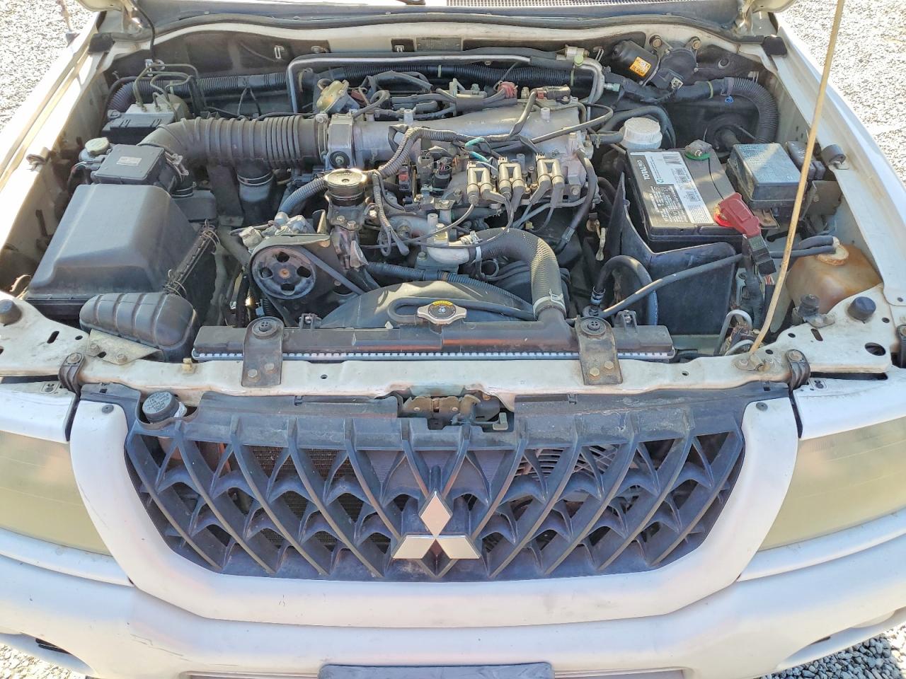 2003 MITSUBISHI MONTERO