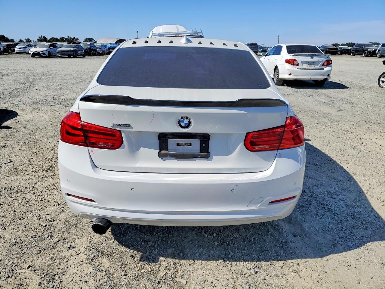 2017 BMW 3 SERIES