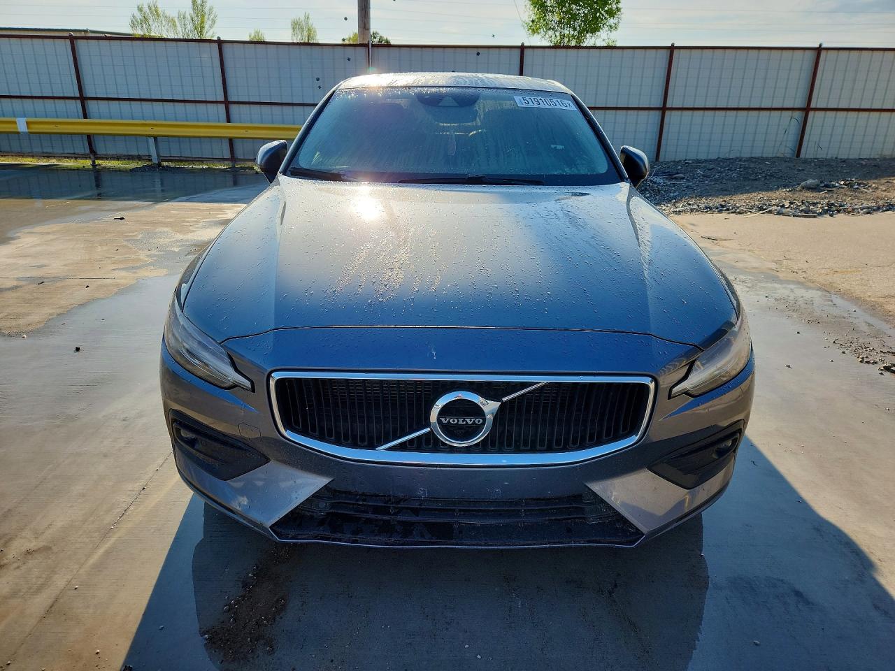 2021 VOLVO S60