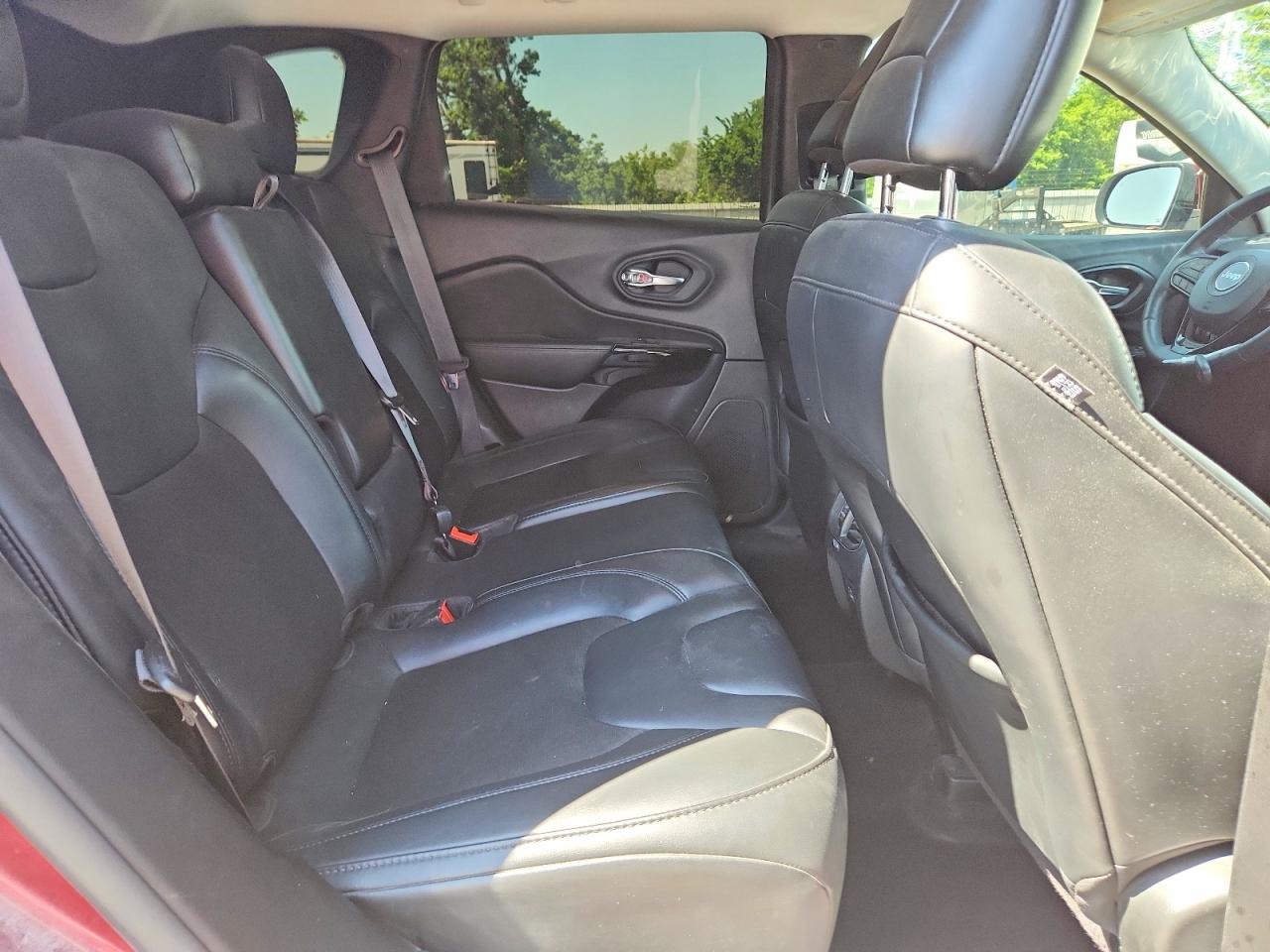 2021 JEEP CHEROKEE
