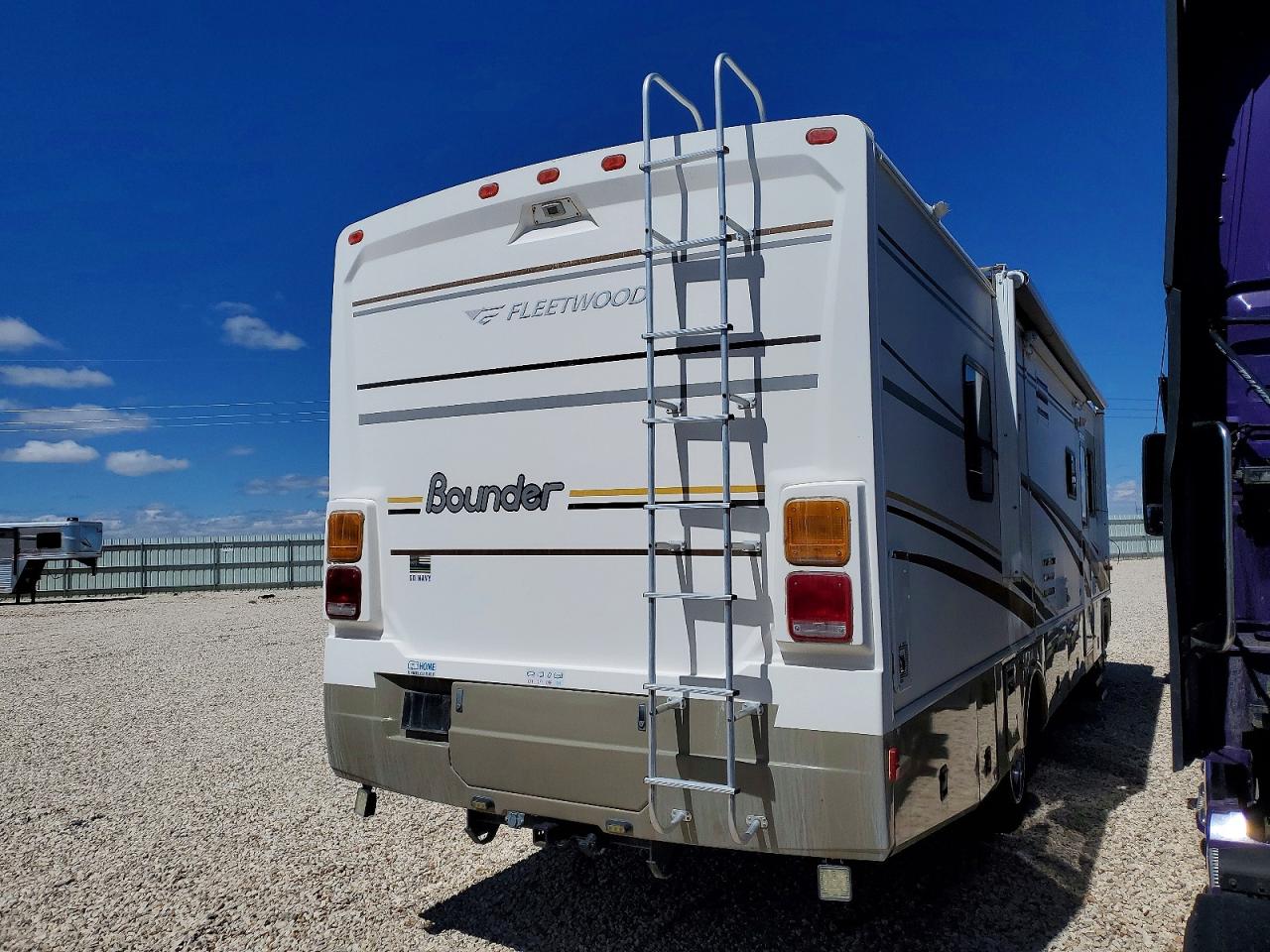 2005 WORKHORSE CUSTOM CHASSIS ALL OTHER