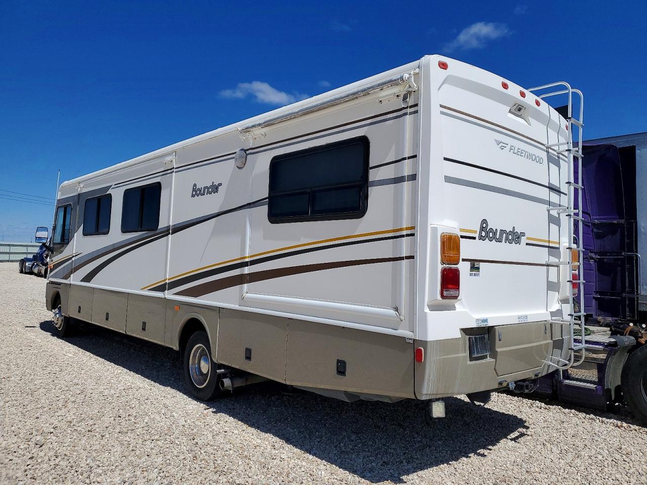 2005 WORKHORSE CUSTOM CHASSIS ALL OTHER