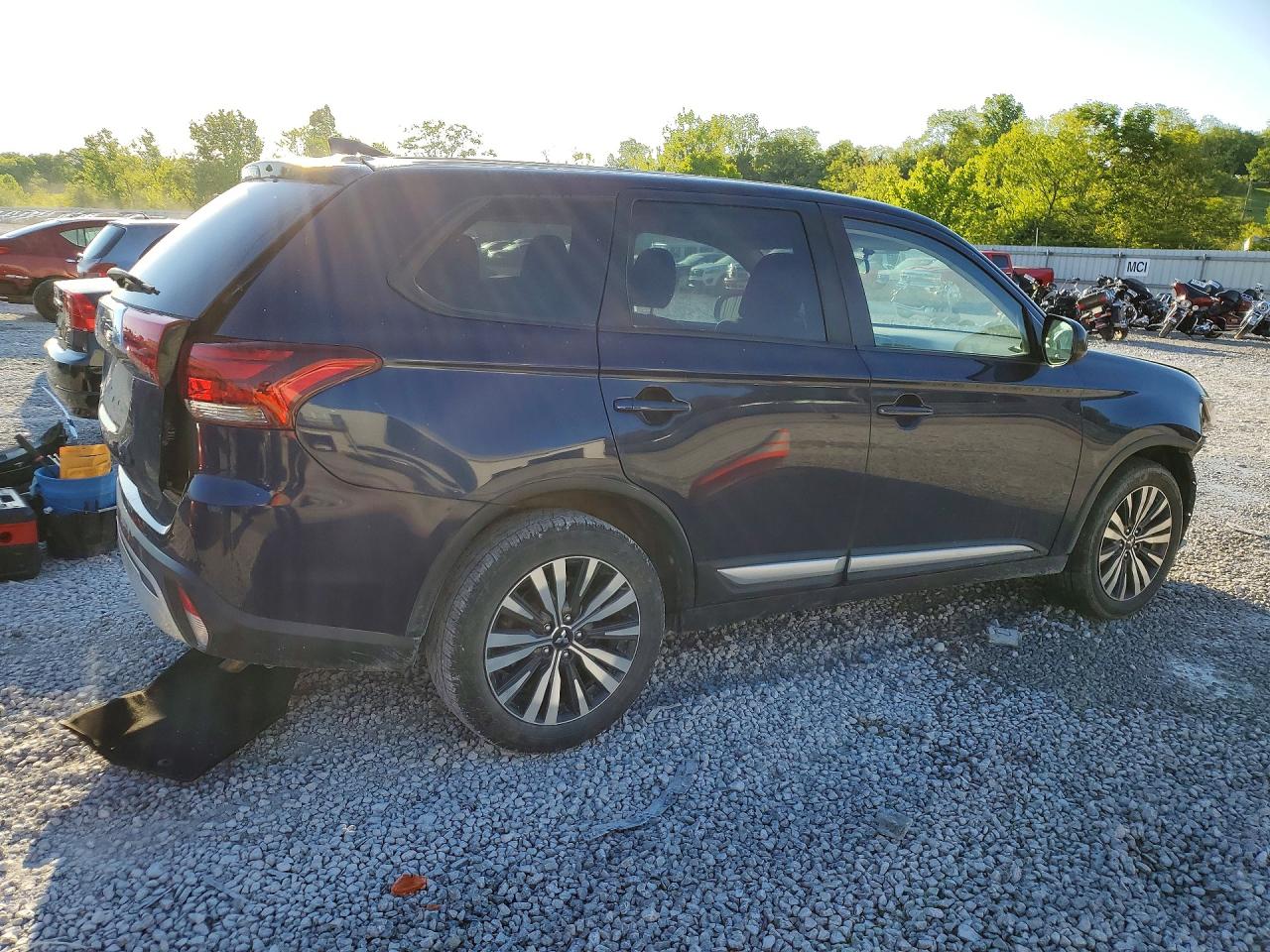 2020 MITSUBISHI OUTLANDER