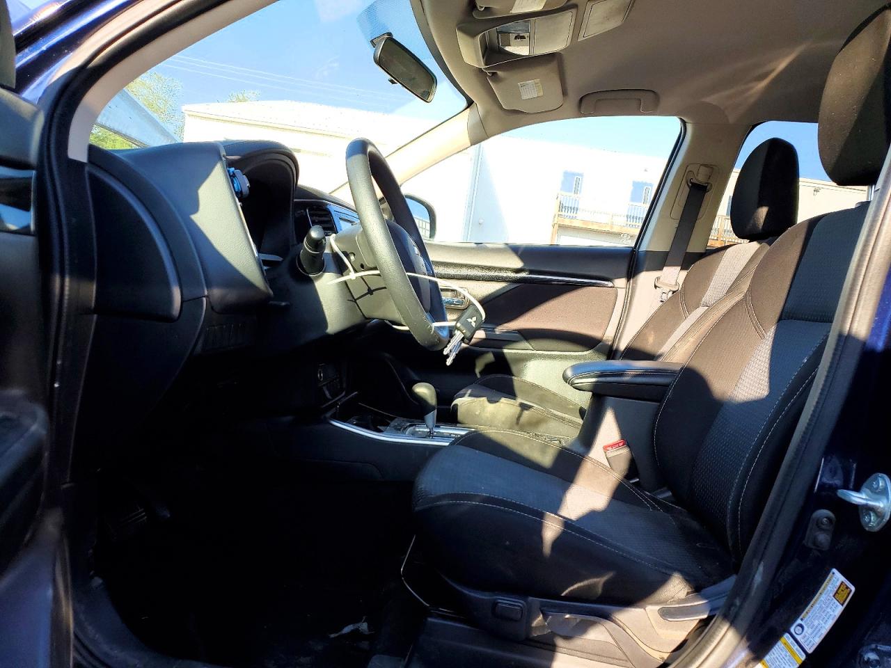 2020 MITSUBISHI OUTLANDER