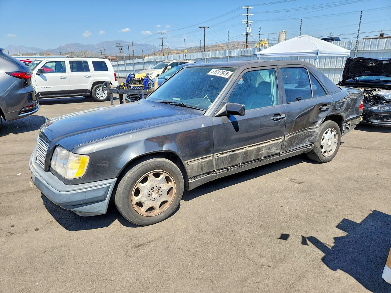 1995 MERCEDES-BENZ E-CLASS