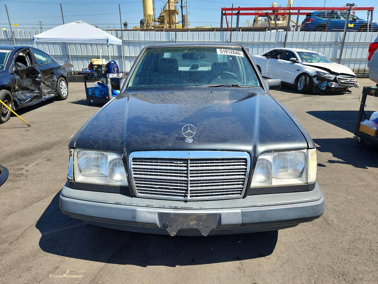 1995 MERCEDES-BENZ E-CLASS