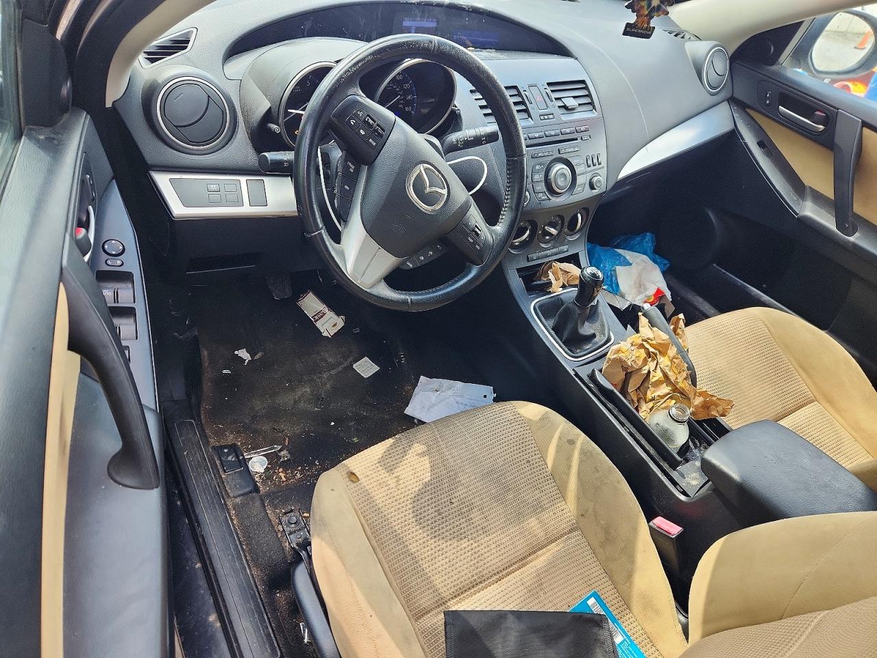 2012 MAZDA 3