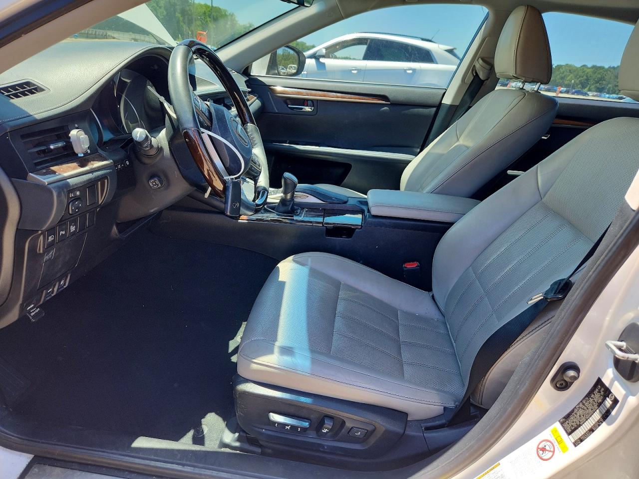 2017 LEXUS ES350