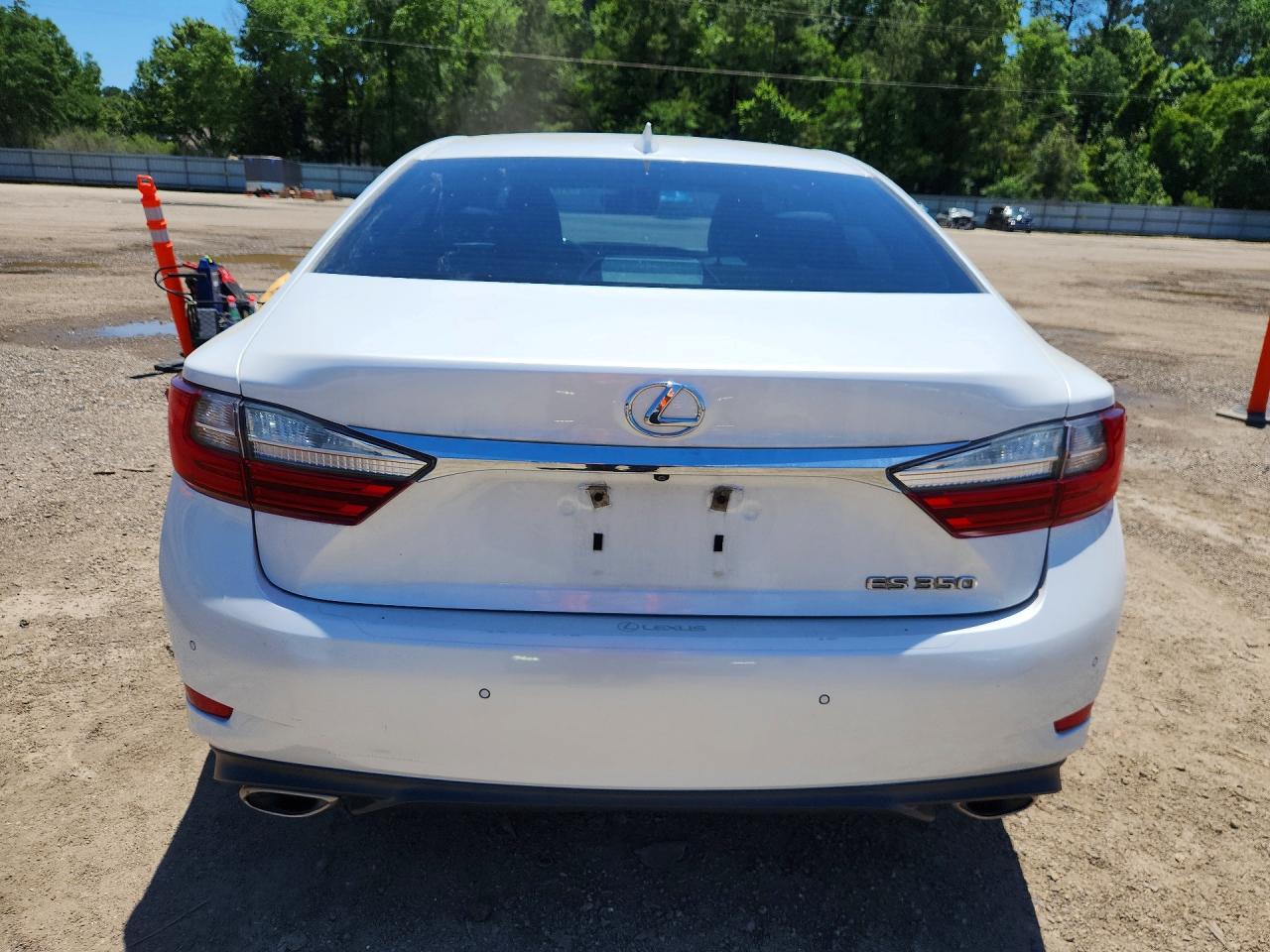 2017 LEXUS ES350