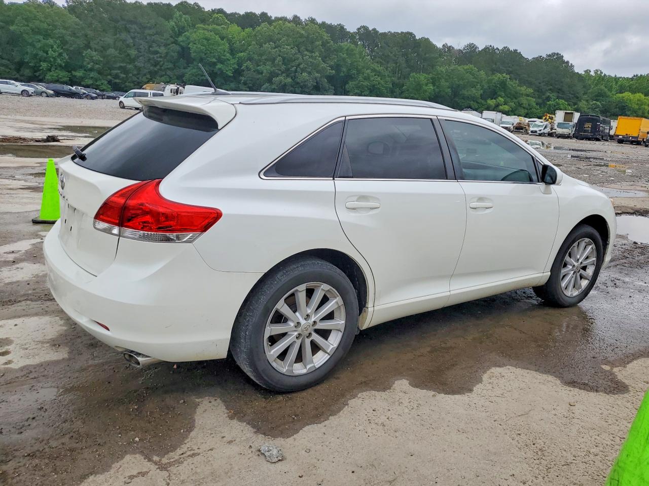 2010 TOYOTA VENZA FWD