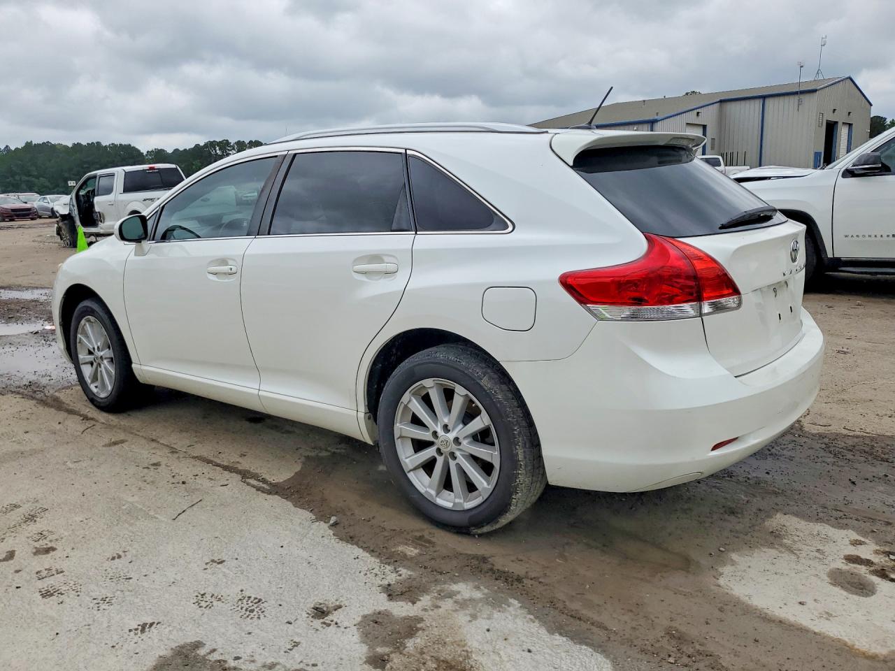2010 TOYOTA VENZA FWD