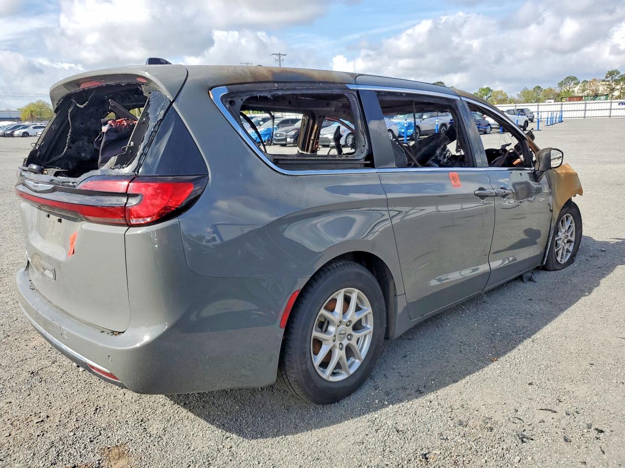 2025 CHRYSLER PACIFICA