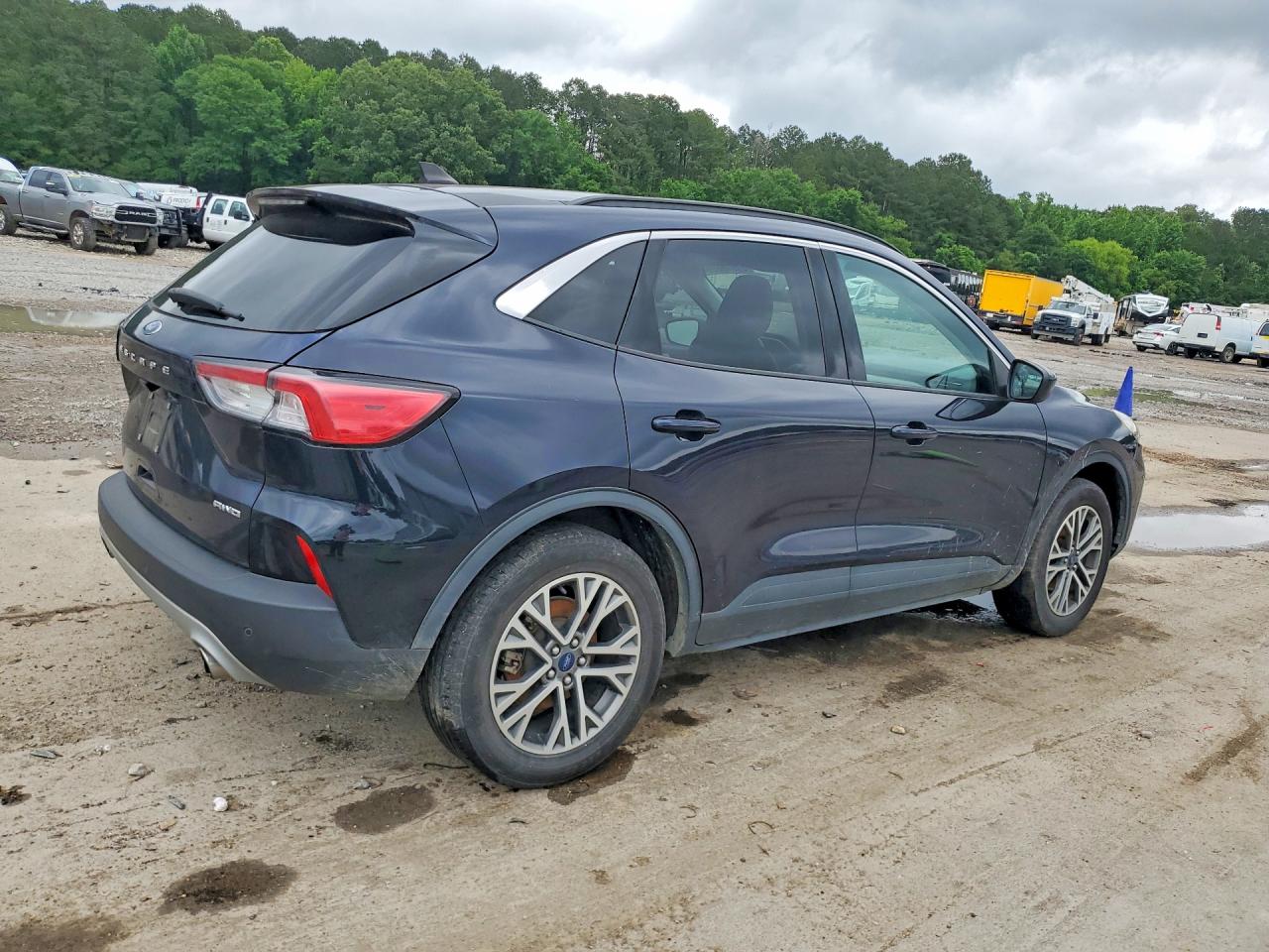 2021 FORD ESCAPE