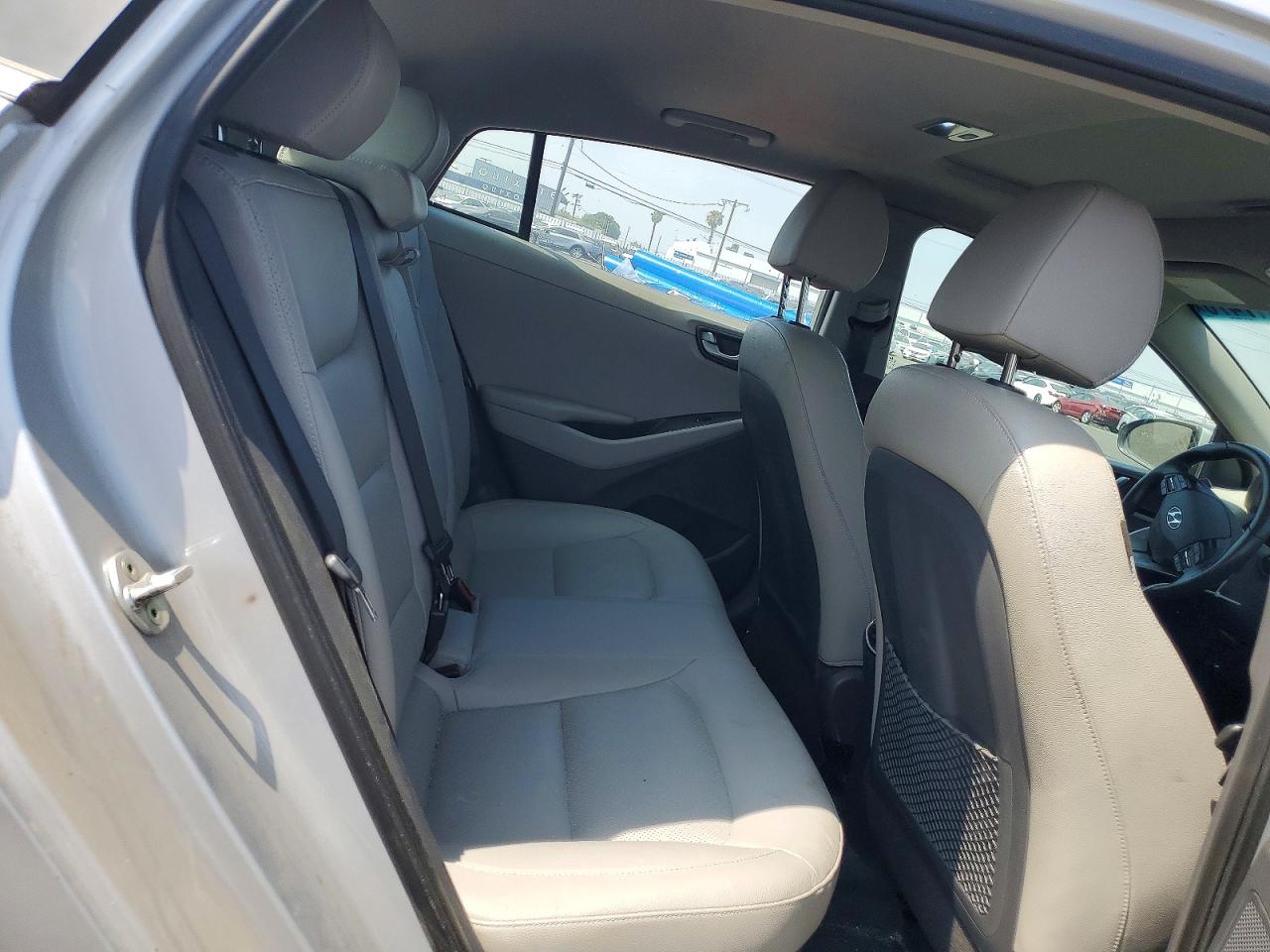 2018 HYUNDAI IONIQ