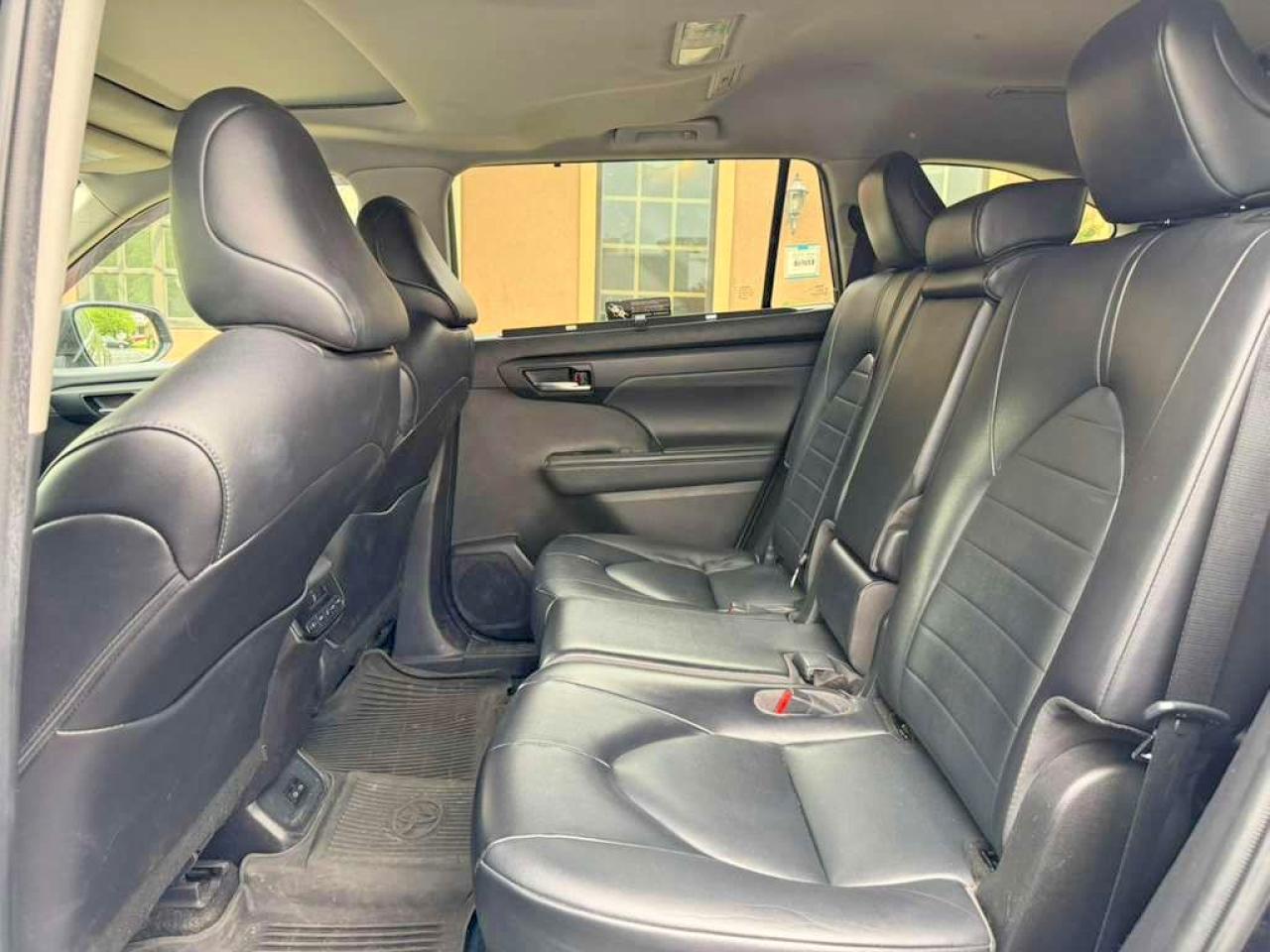 2022 TOYOTA HIGHLANDER