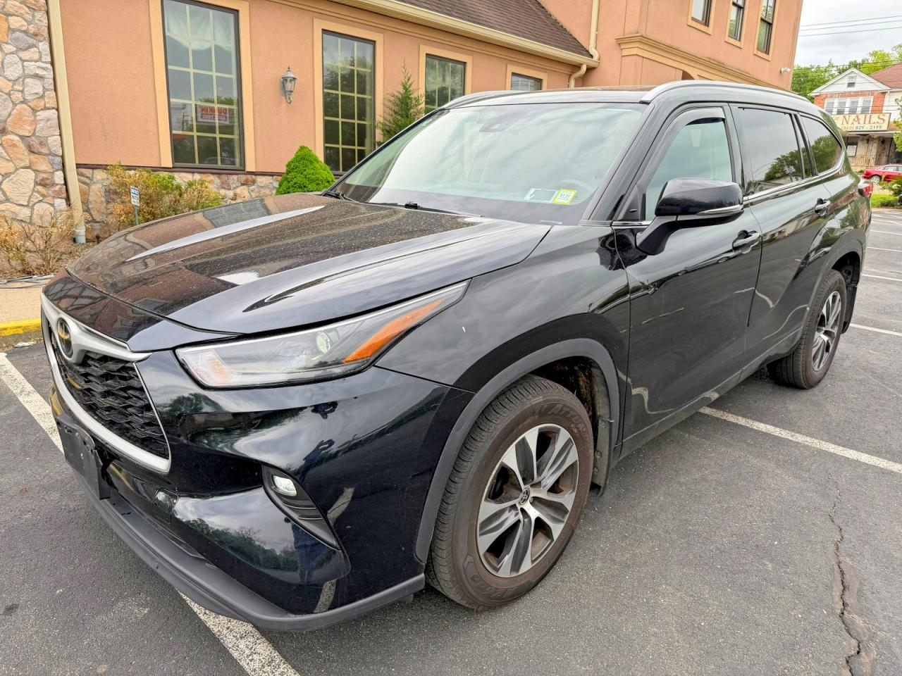 2022 TOYOTA HIGHLANDER
