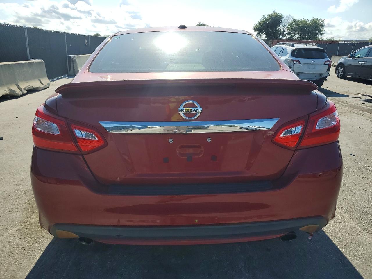 2016 NISSAN ALTIMA