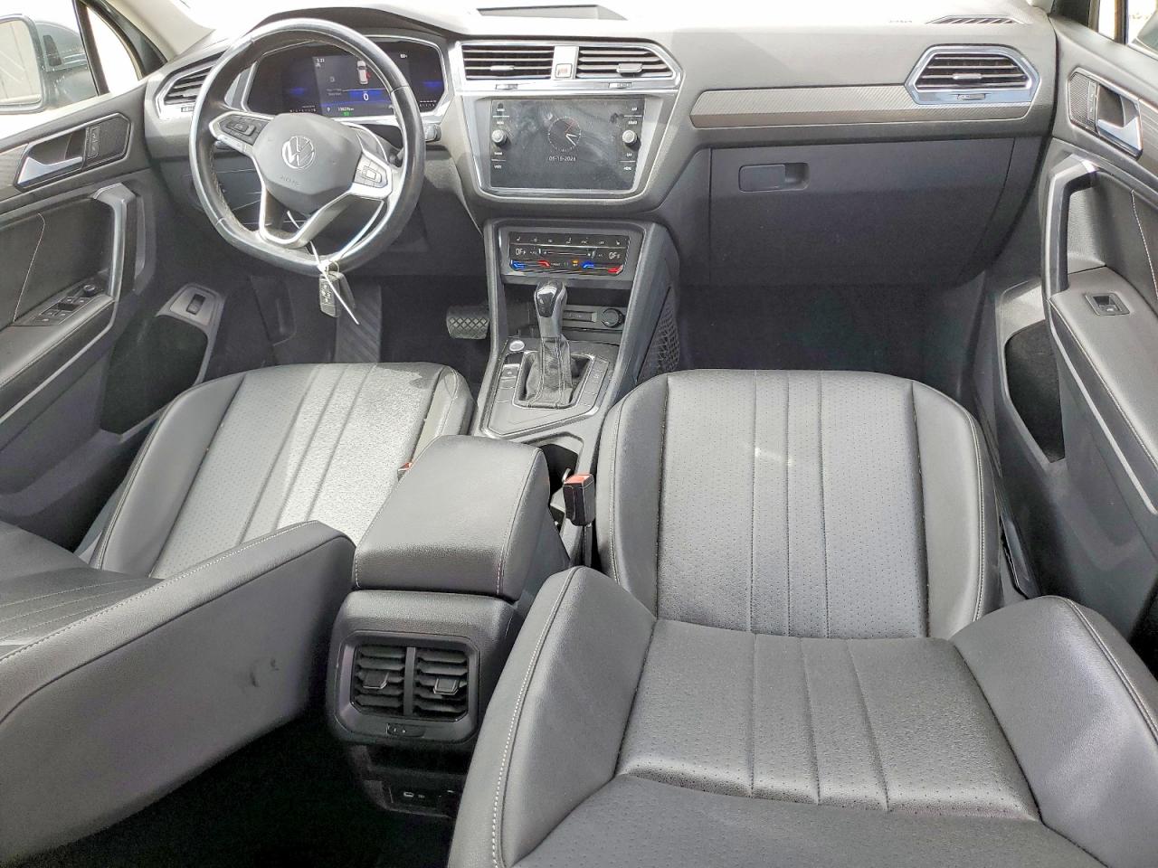 2022 VOLKSWAGEN TIGUAN