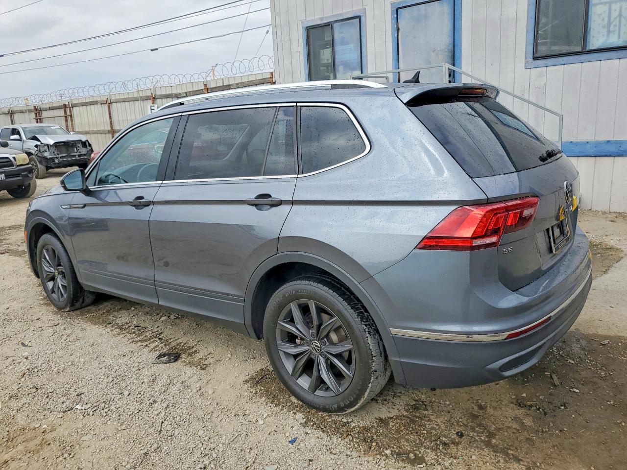 2022 VOLKSWAGEN TIGUAN