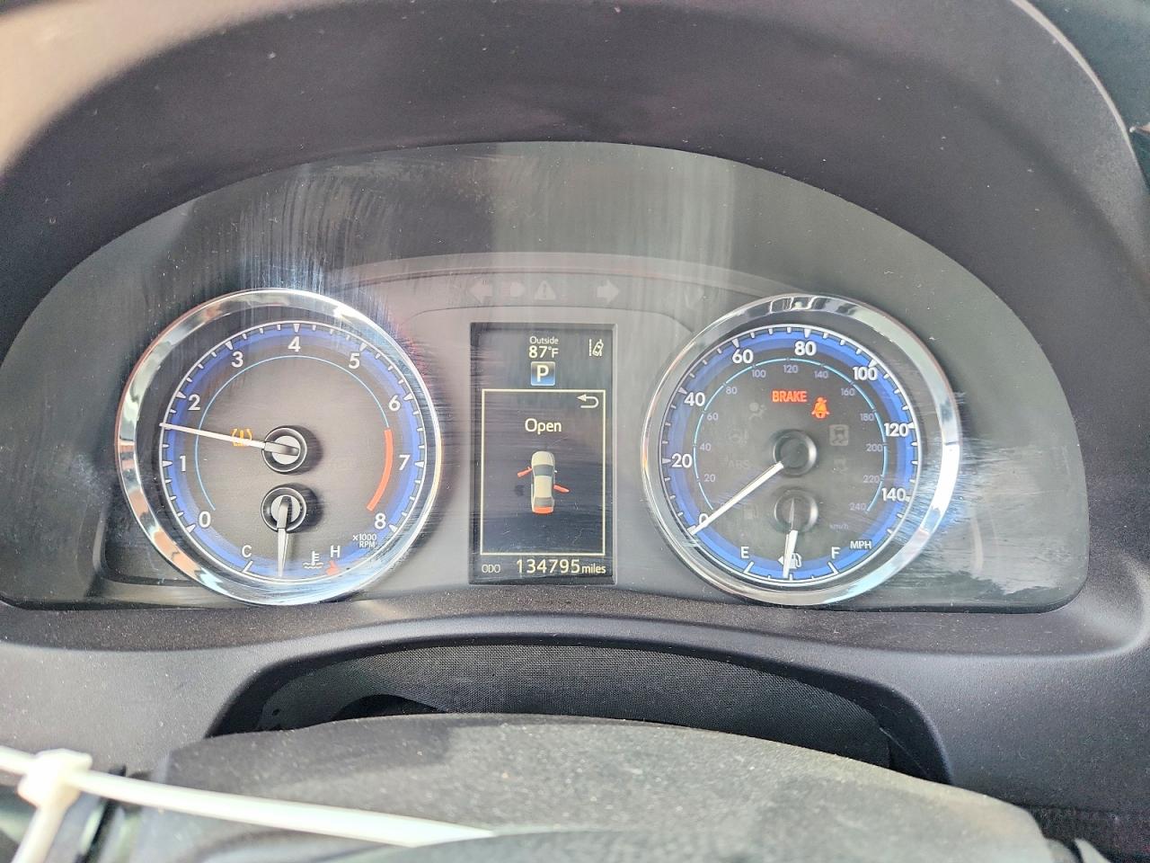 2018 TOYOTA COROLLA