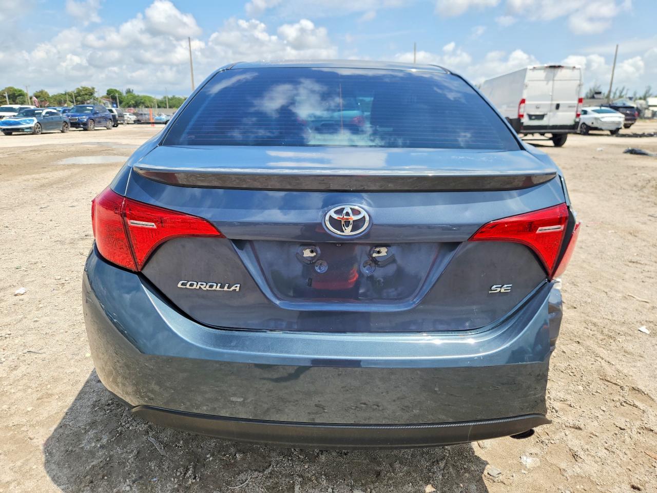 2018 TOYOTA COROLLA